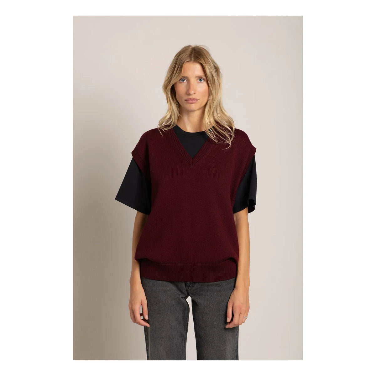 Smallable Woman - Elina Sleeveless Merino Wool Sweater | Maroon