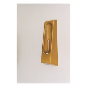 Violaine d'Harcourt - Applause Wall Lamp | Ochre