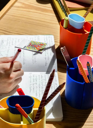 Warren & Laëtitia - Henri Pen Holder | Orange