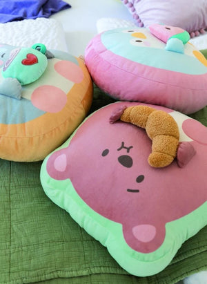 Nici - Nomo Croissant Pillow | Brown