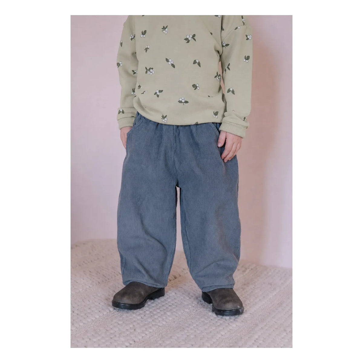 Studio Bohème - Organic Cotton Ribbed Corduroy Carrot Pants | Grey Blue
