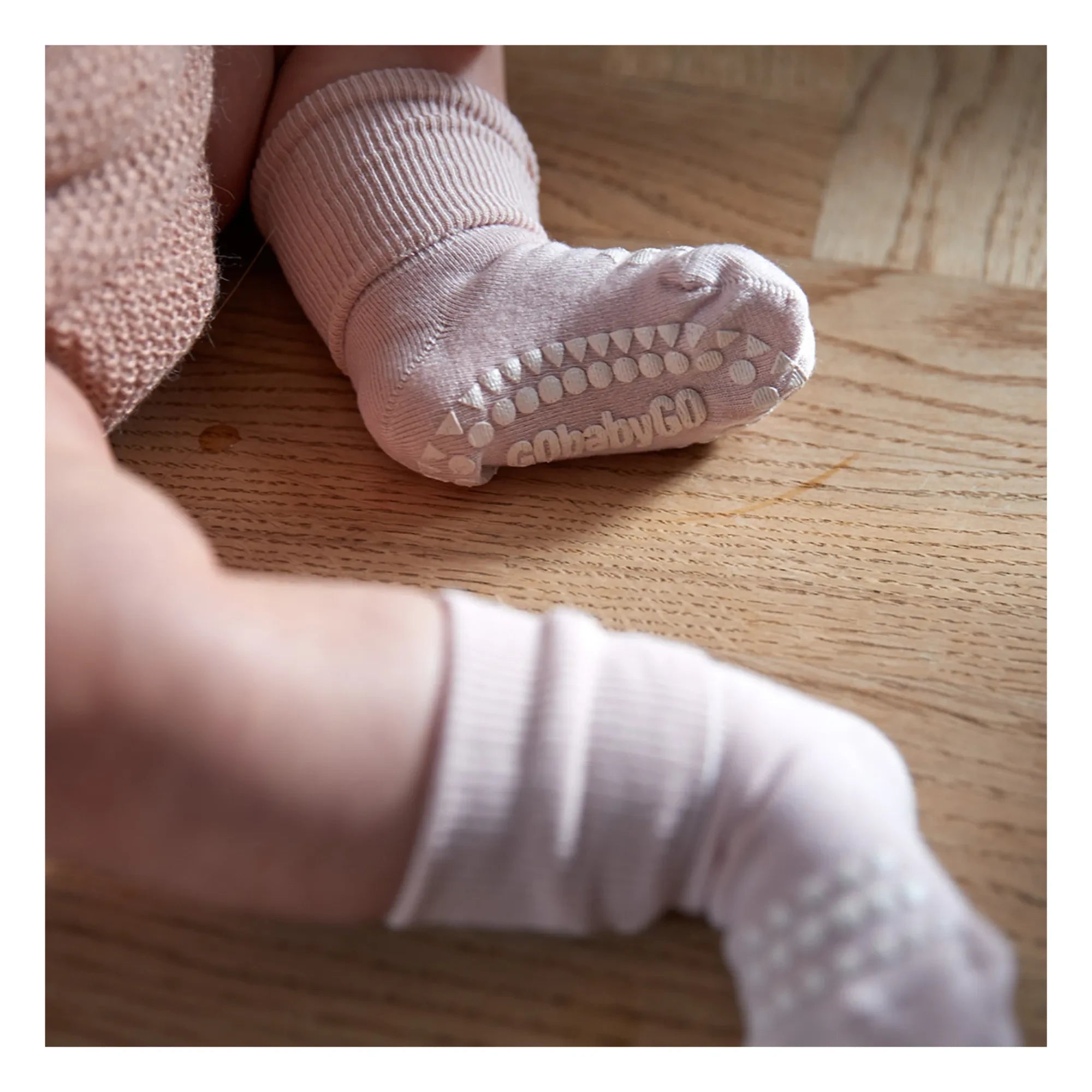 GOBABYGO - Non-Slip Bamboo Socks | Pink