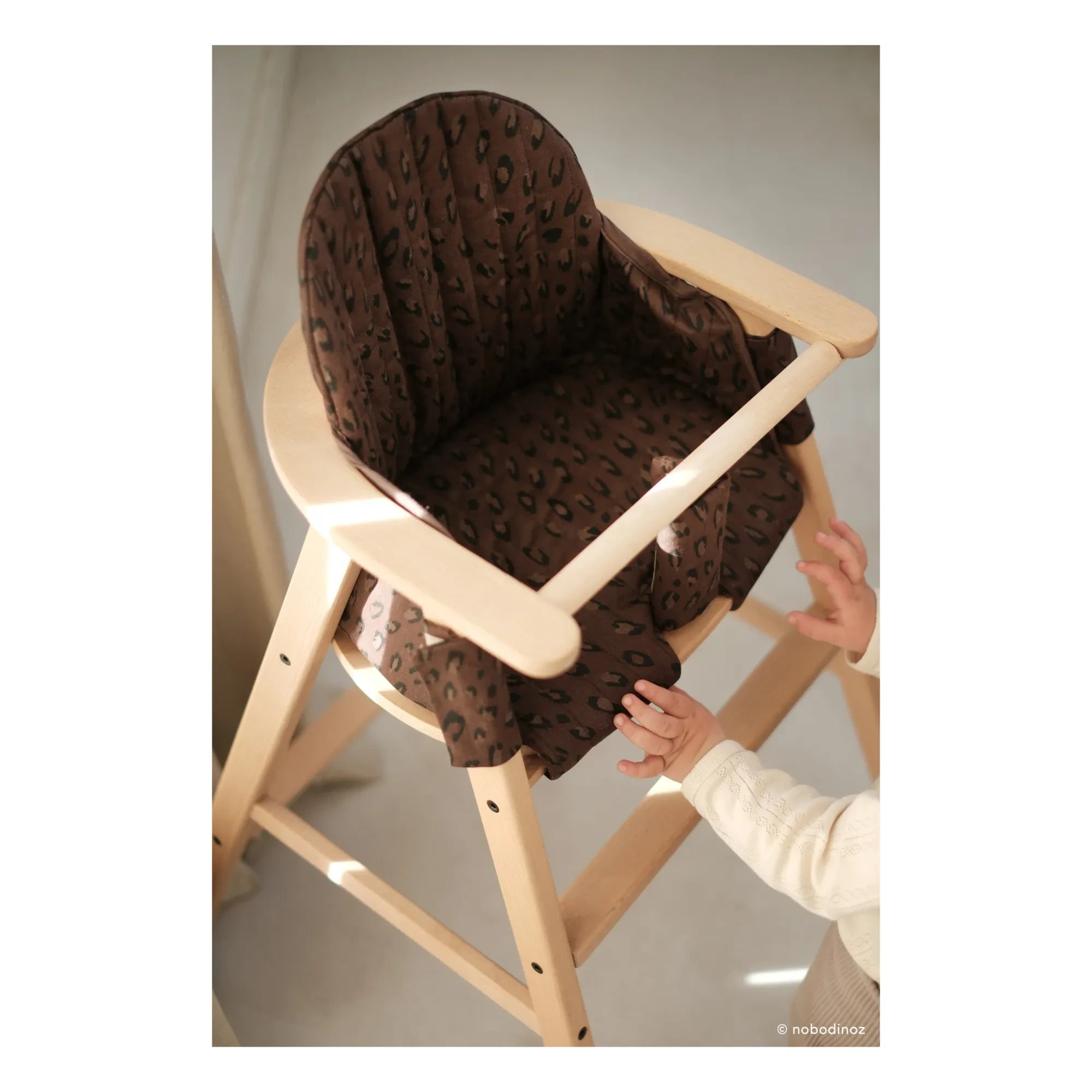 Nobodinoz - Growing Green High Chair Seat | Leopard