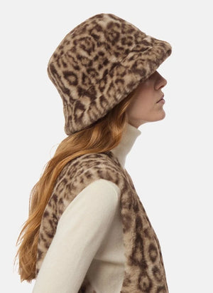 Apparis - Bob Amara Leopar