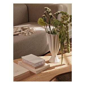 Broste Copenhagen - Heli Vase | Cream