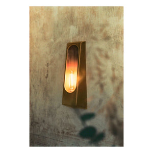 Violaine d'Harcourt - Applause Wall Lamp | Ochre