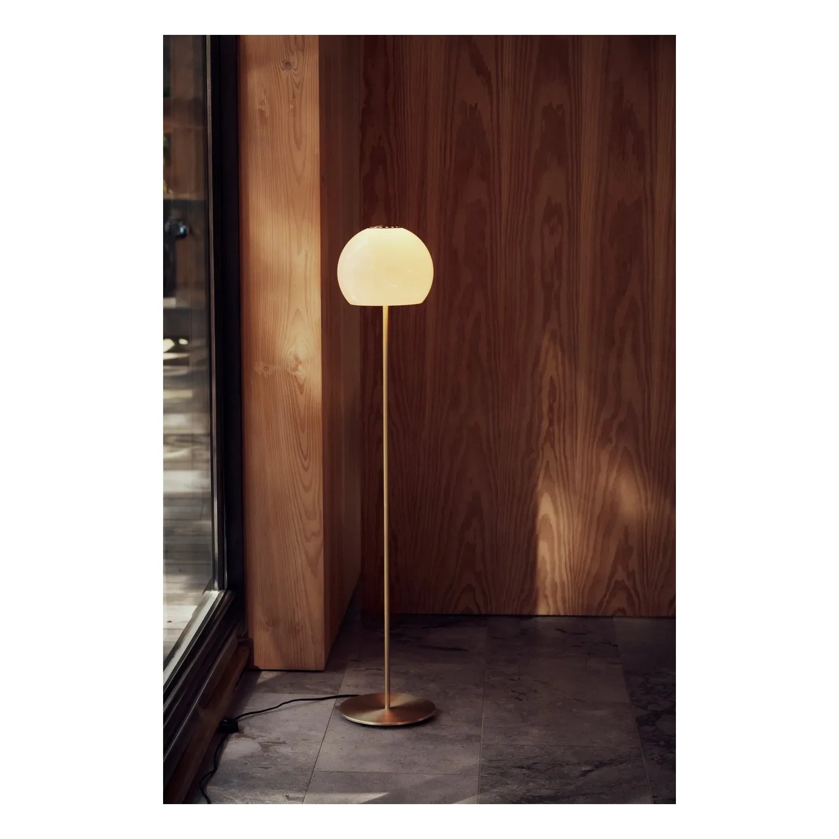 Frandsen - Ball Floor Lamp, Benny Frandsen & Frandsen Design Studio | Sand Gray
