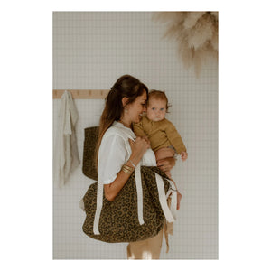 Rose in April - Raphaël Graou Baby Care Bag | Olive