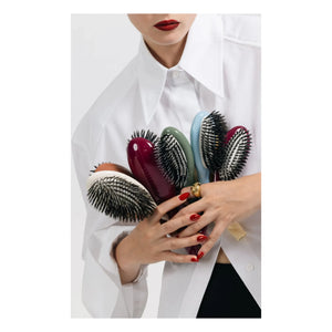 La Bonne Brosse - The Small Brush Essential No.02 - Care and Detangling | Cherry Red