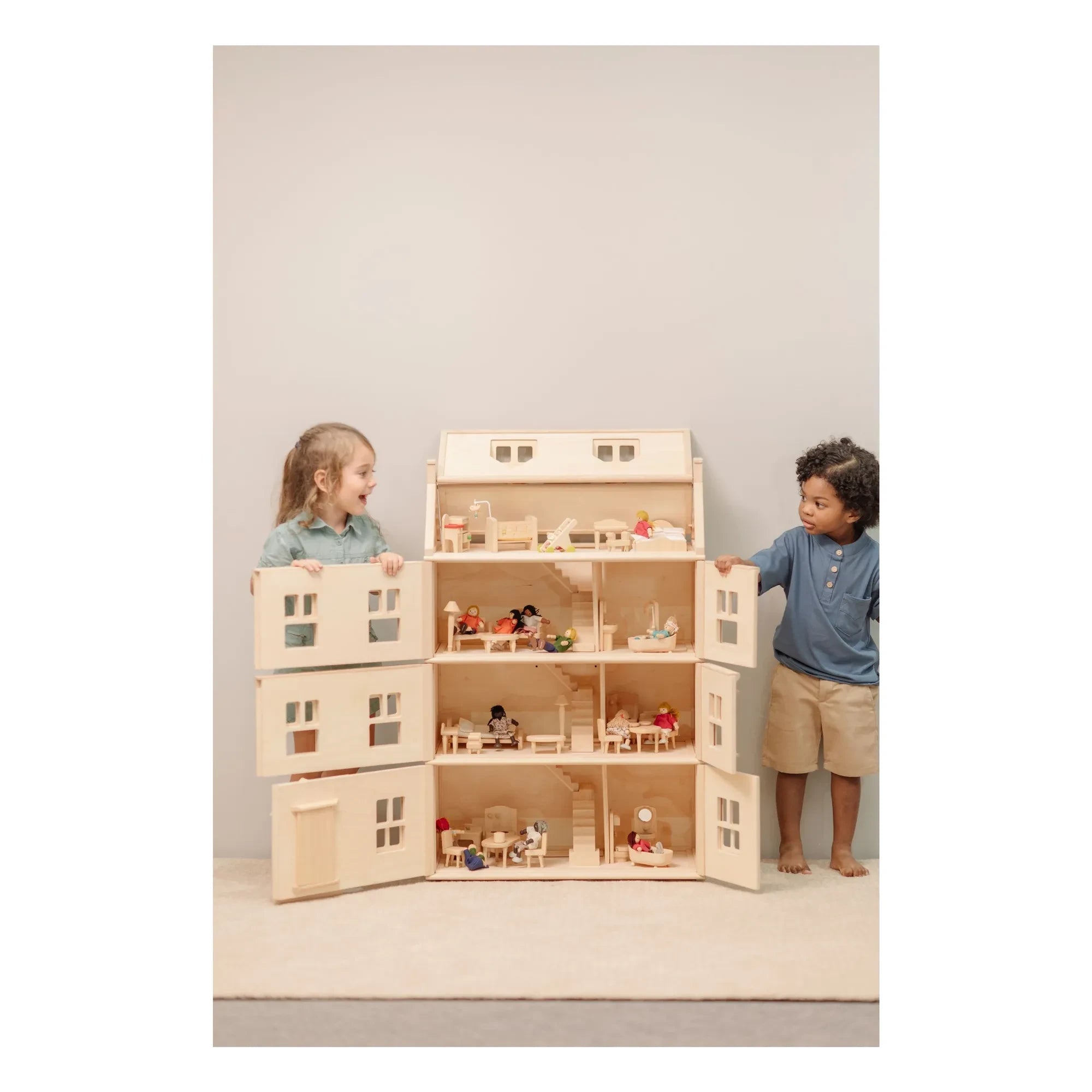 Plan Toys - Large Victorian-style house