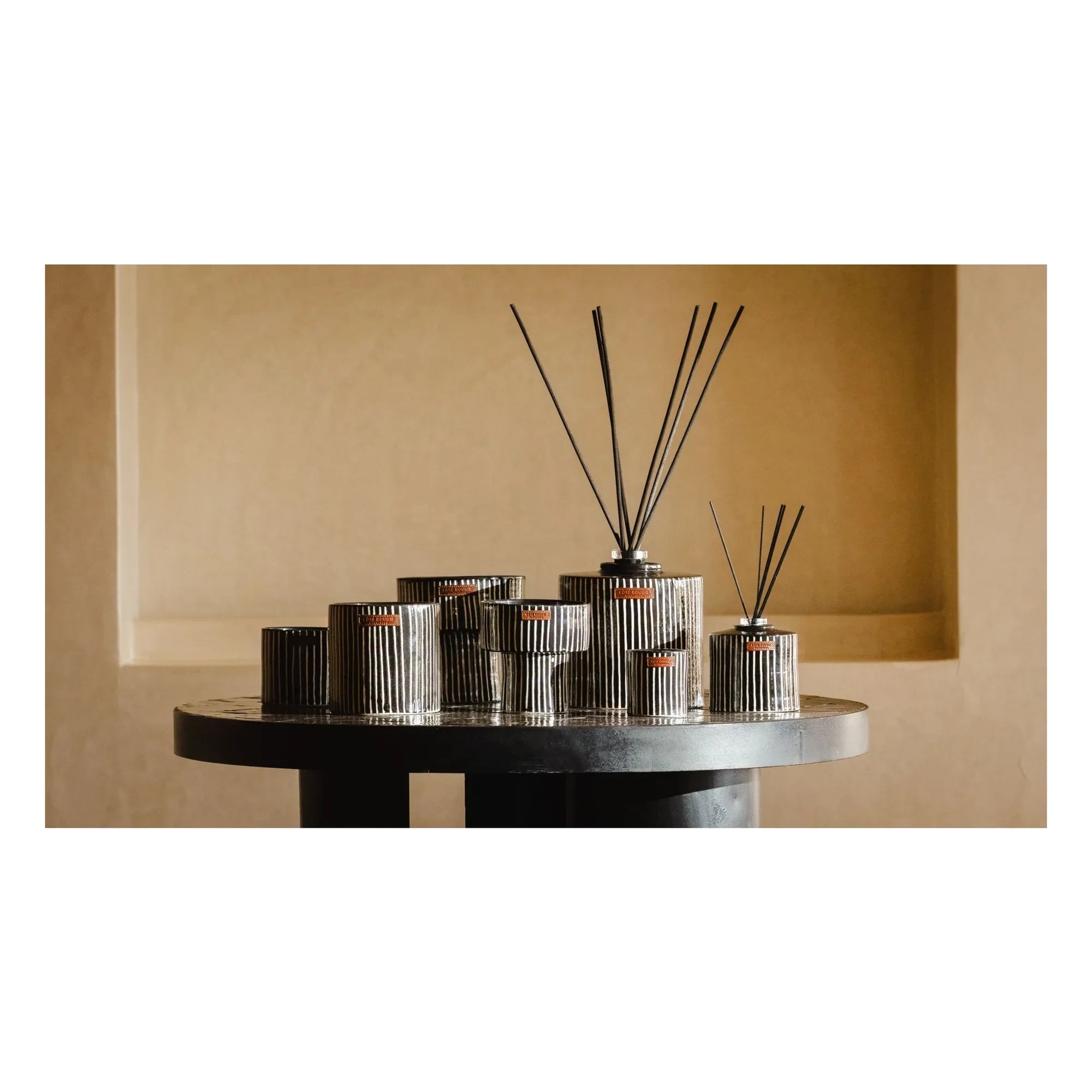 Côté Bougie - Zebra candle - Mandarine Majorelle
