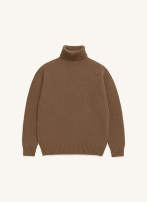 Origin Knitwear - Seamless Wool Turtleneck Sweater | Brown