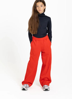 Finger in the nose - Derby Jogger | Red