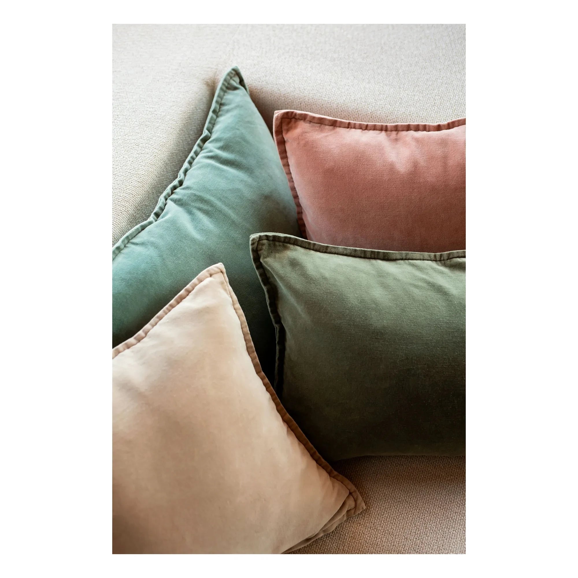 Haomy - Manhattan Velvet Pillowcase | Khaki