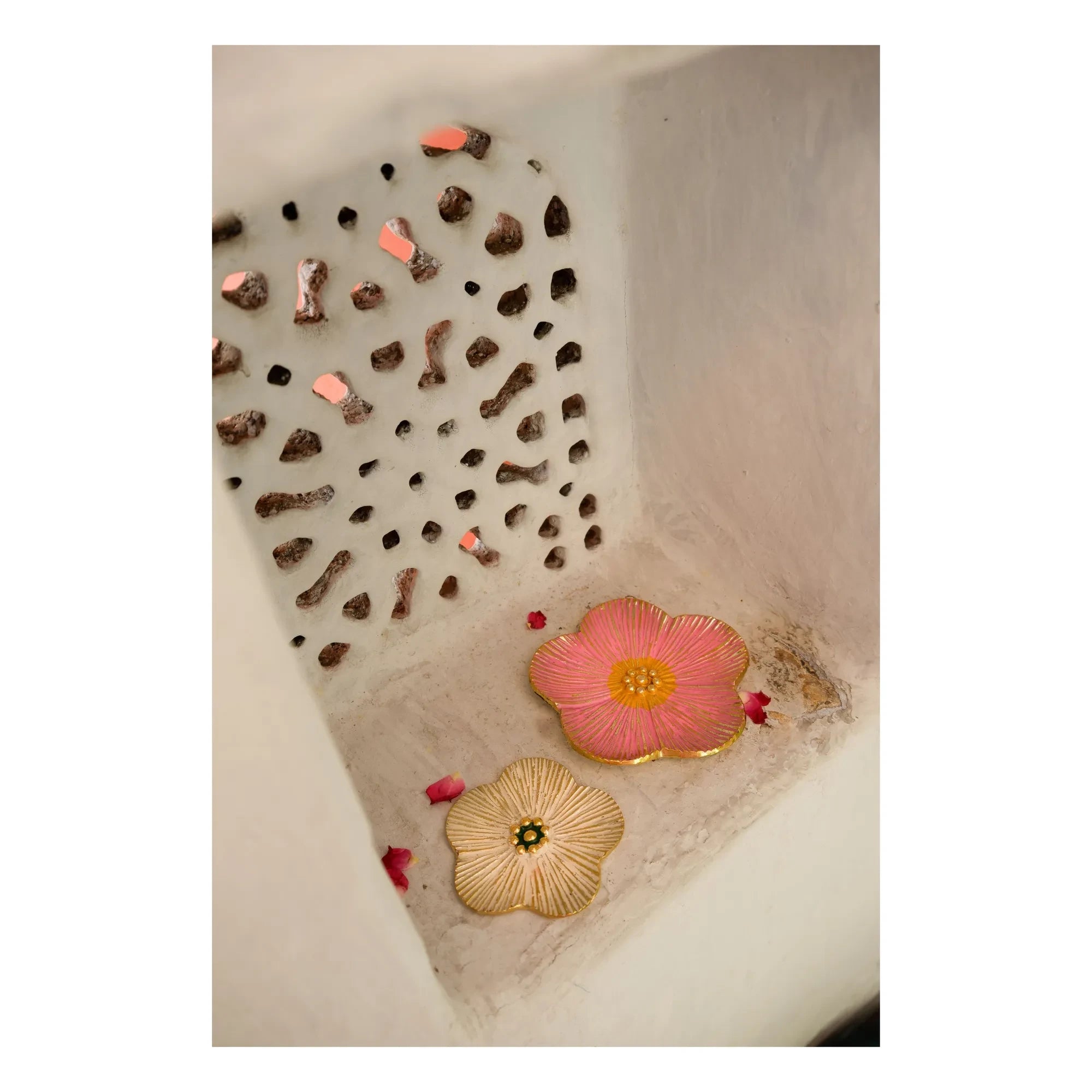 Doing Goods - Faye Floral Pattern Plate | Pink