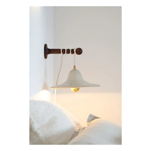 Masamé - Gigaro hand lamp | Sand