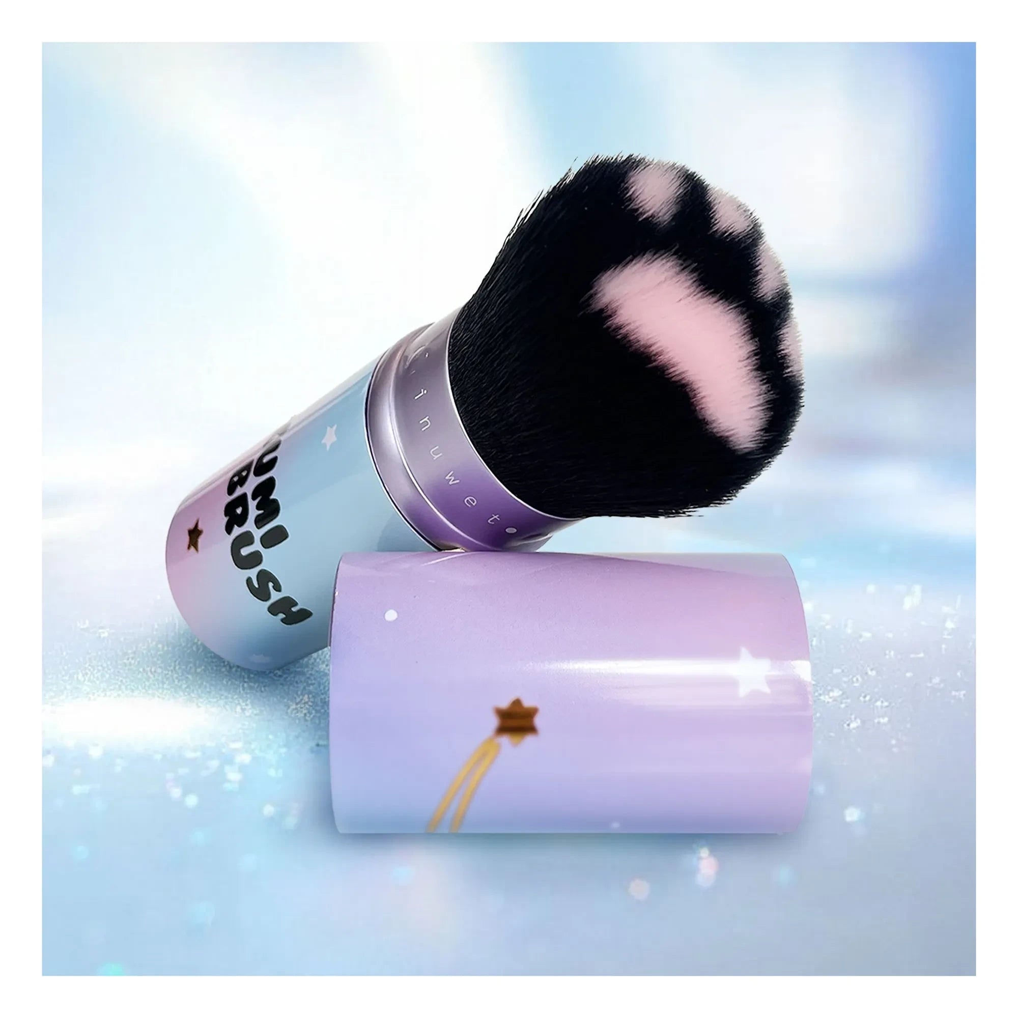 Inuwet - Kumi Kabuki Brush