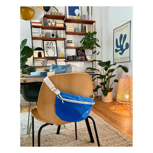 La cerise sur le gâteau - Iona Banana | Electric Blue