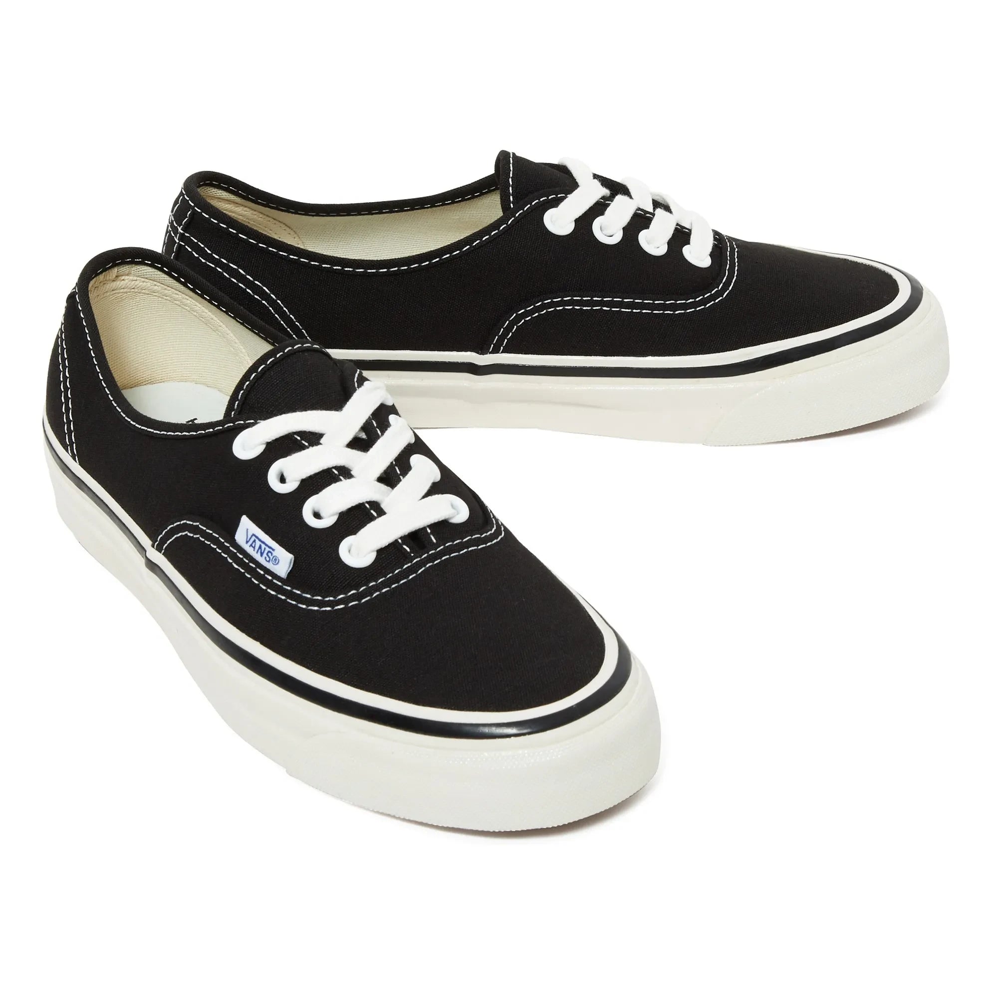Vans - Authentic 44 Dx Sneakers - Women's Collection | Black