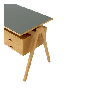 & Tradition - Daystack RD3 Table, Robin Day | Birch