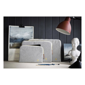 La cerise sur le gâteau - Finette 15" Laptop Sleeve | Caviar