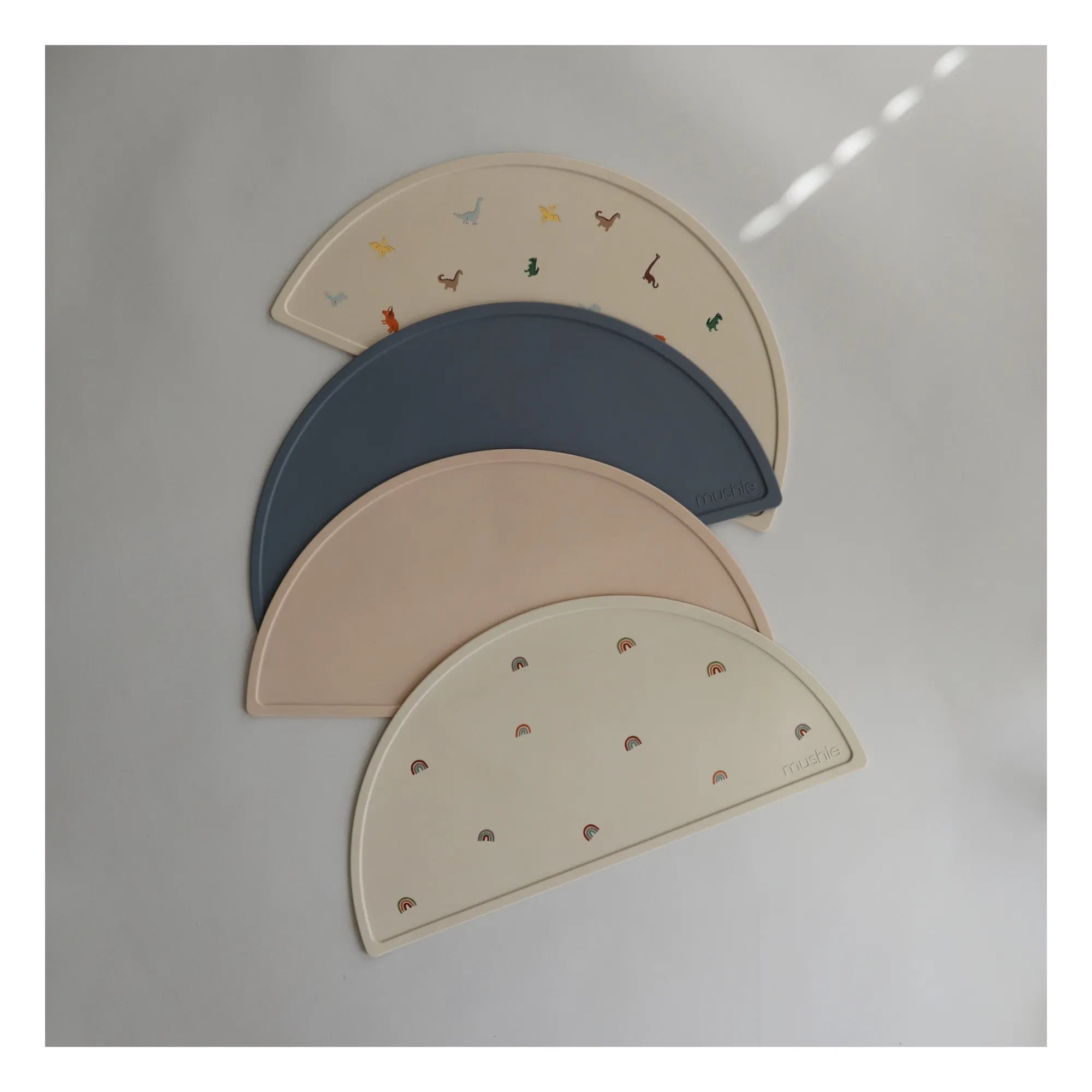 Mushie - Silicone Serving Plate | Nude