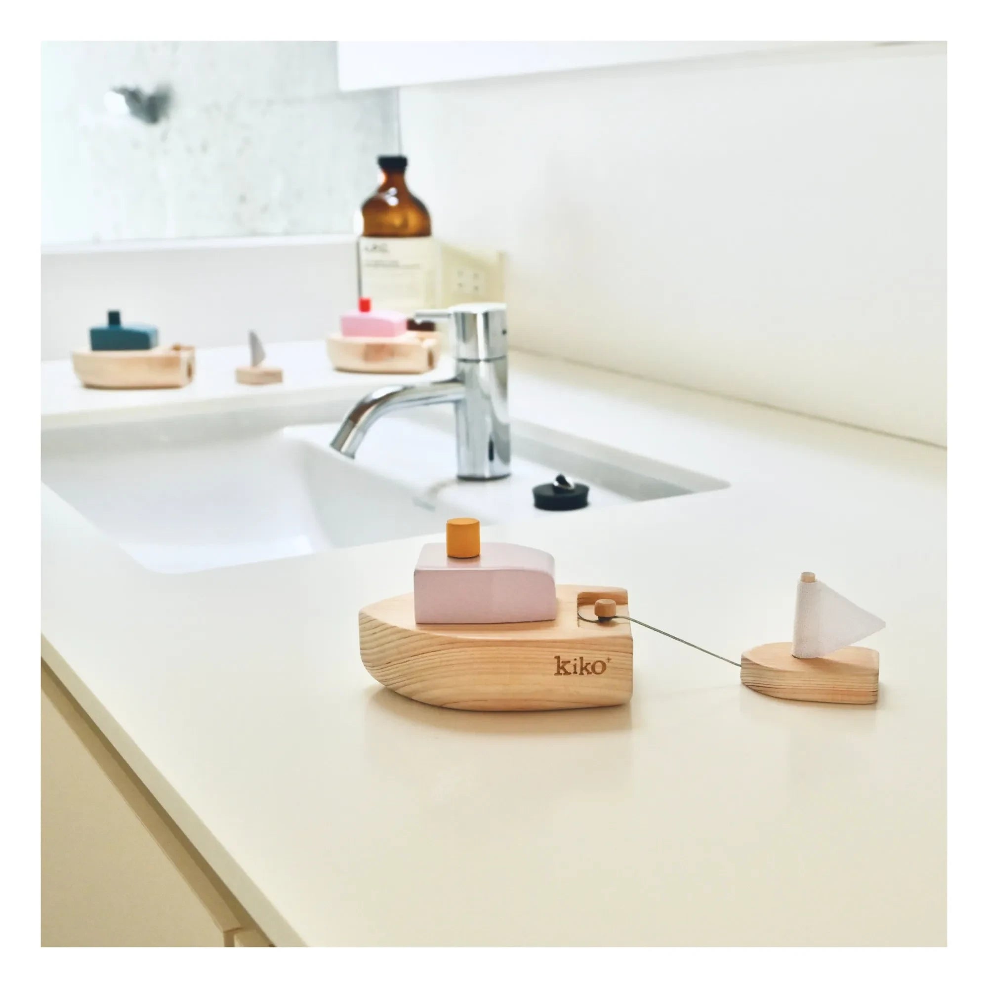 Kiko+ & gg* - Wooden Boat | Lavender
