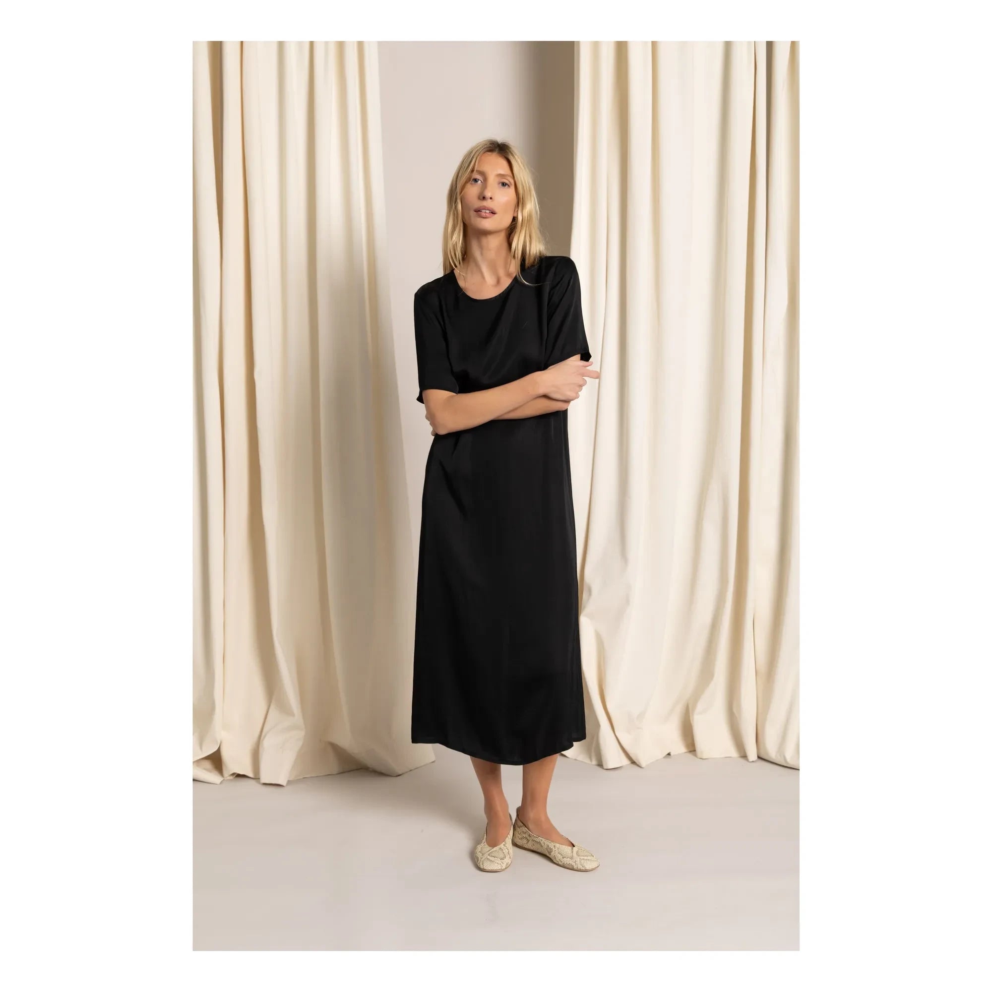 Smallable Woman - Edith T-Shirt Dress | Black
