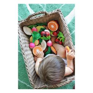 Oli & Carol - Ramona Carrot Teething Ring | Pink