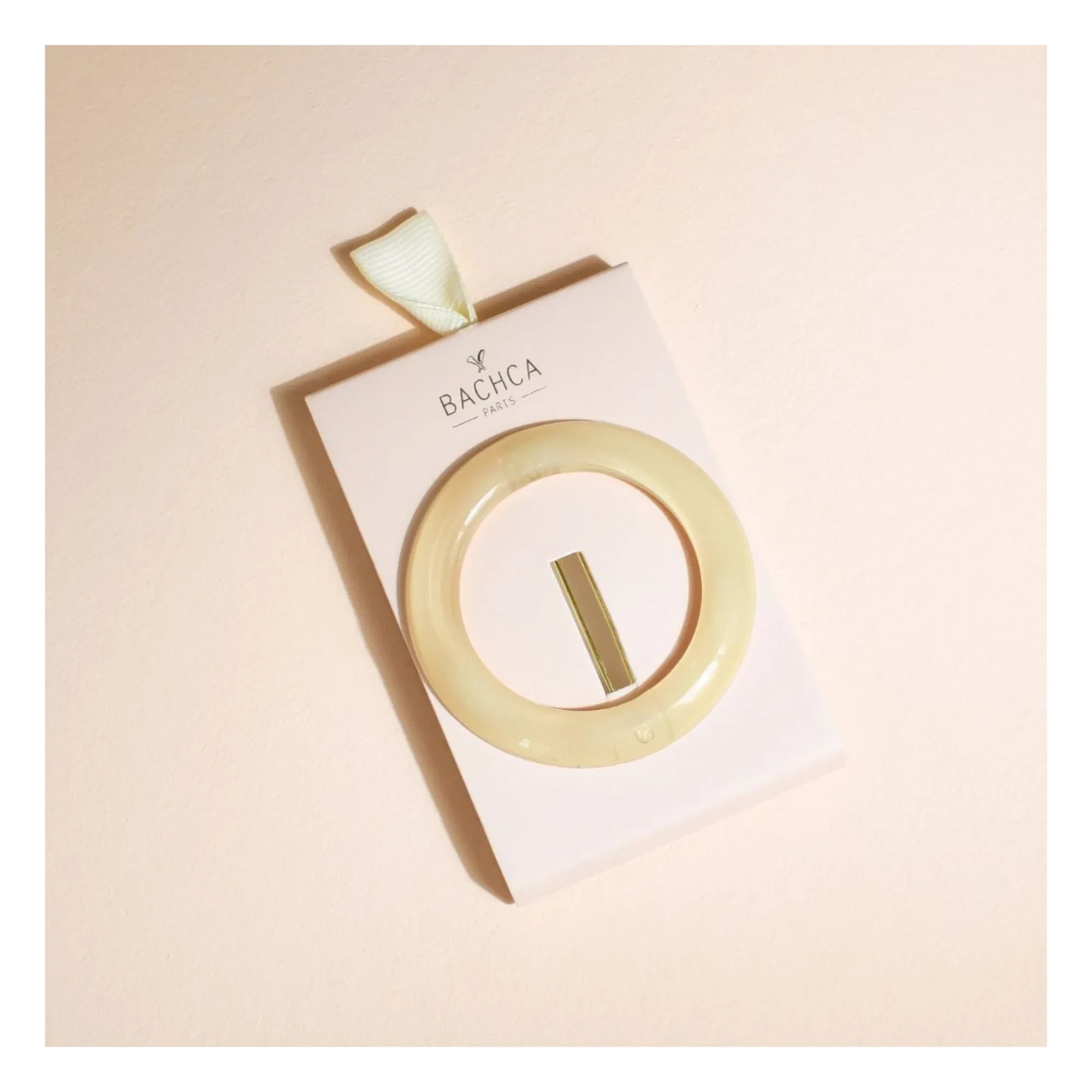 Bachca - Opaline Round Hair Clip | Ivory
