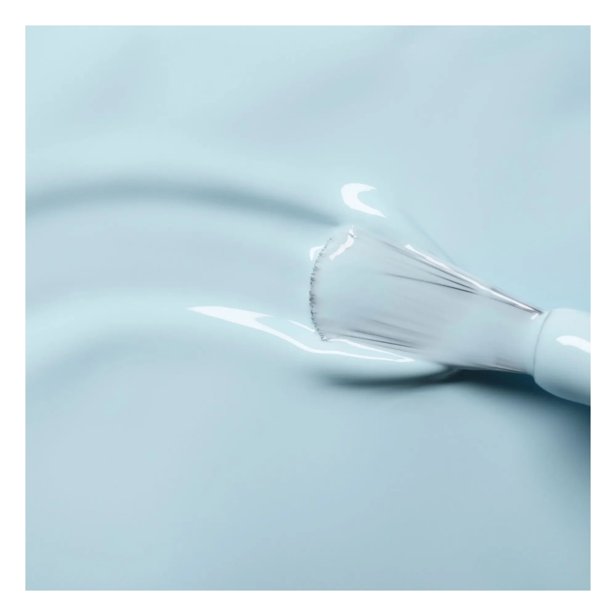 Manucurist - Light Blue Green Flash Semi-Permanent Nail Polish - 15 ml