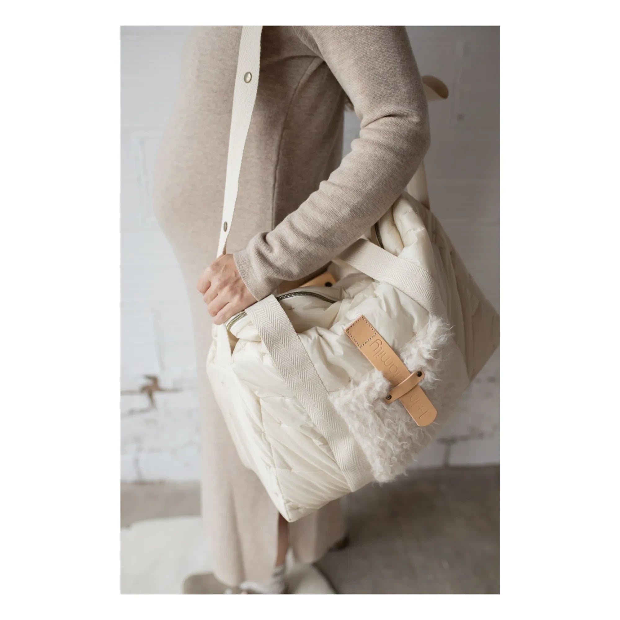 1+ in the Family - Iconic Mom Bag | Ecru