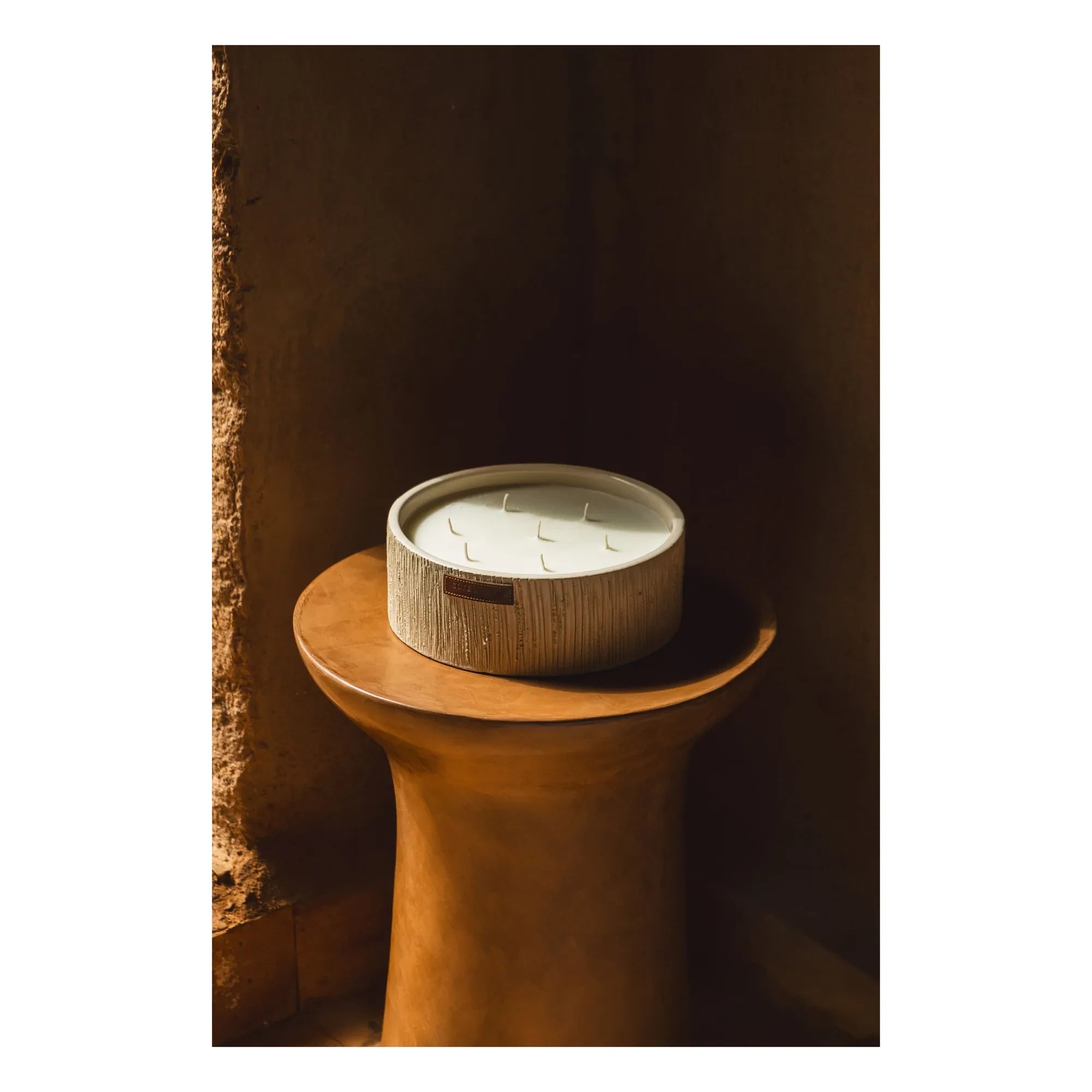 Côté Bougie - Striped Flat Candle - Dates