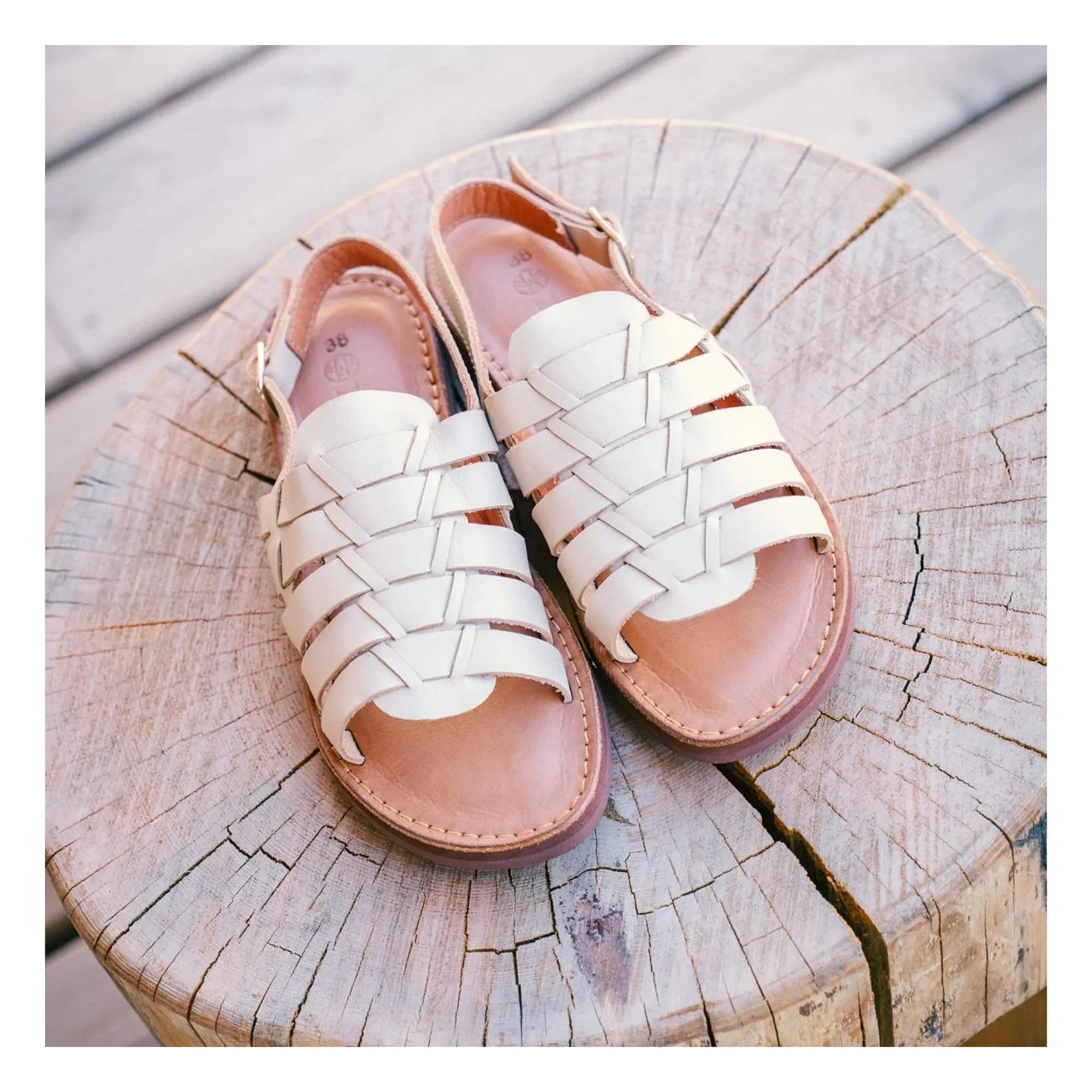 Mapache - Cali Sandal | Oatmeal Color