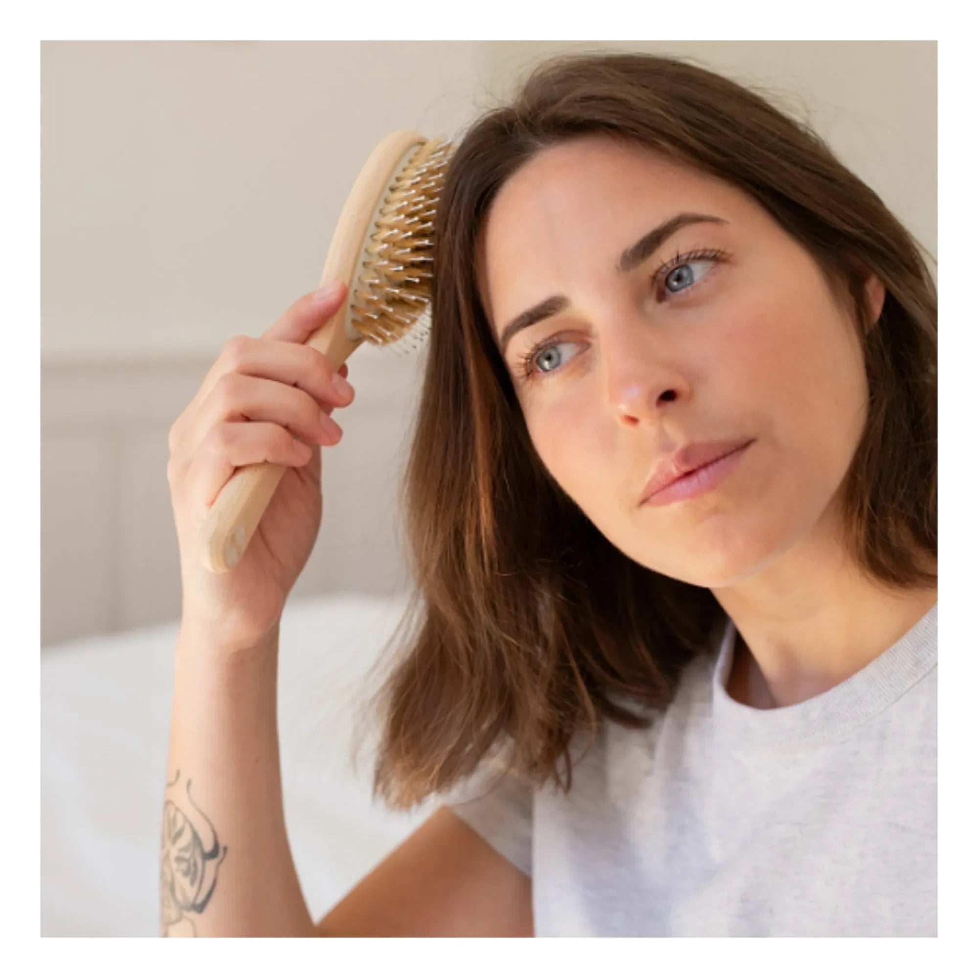 Bachca - Nail Care and Shine Brush | Light Wood