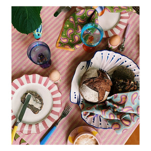 Anna + Nina - Striped plate - 27 cm | Pink