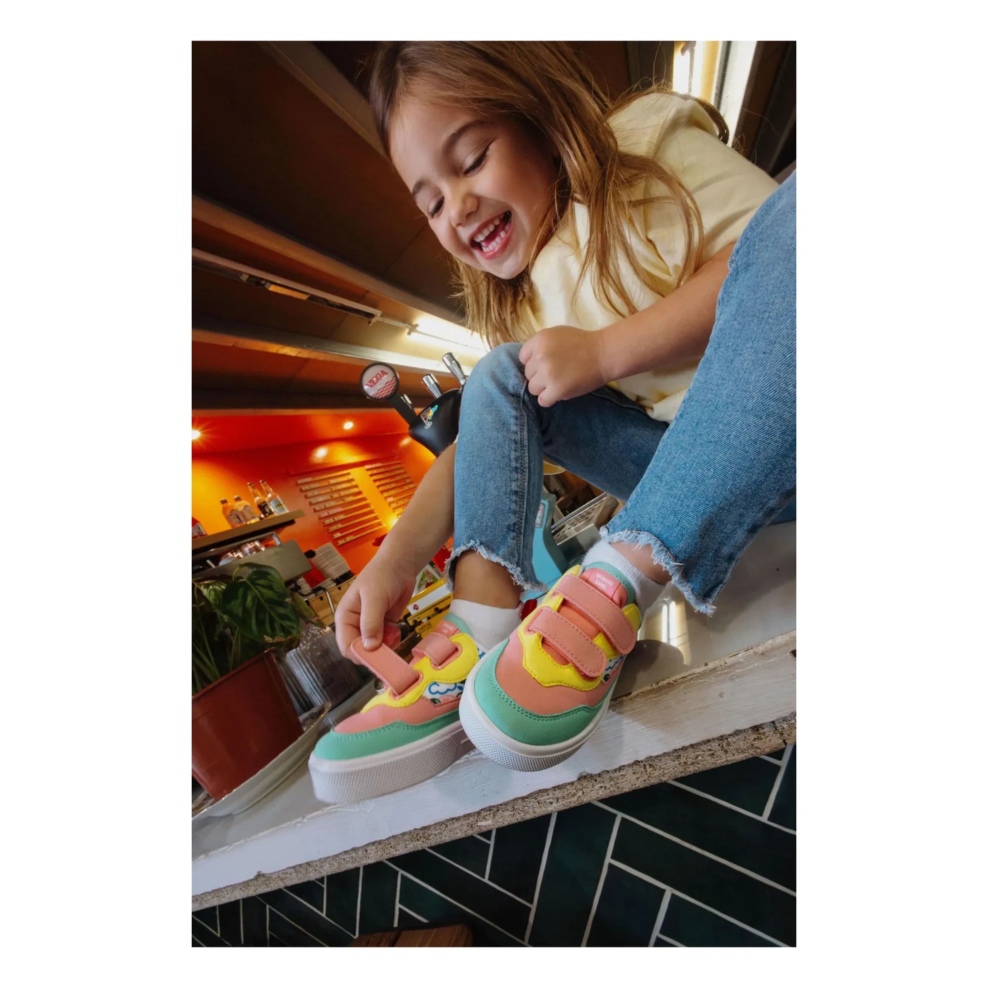 Hello Hossy - Happiness Scratch Sneakers | Pink