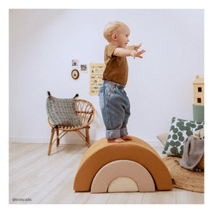 Charlie Crane - Milo Rainbow Climbing Set | Camel