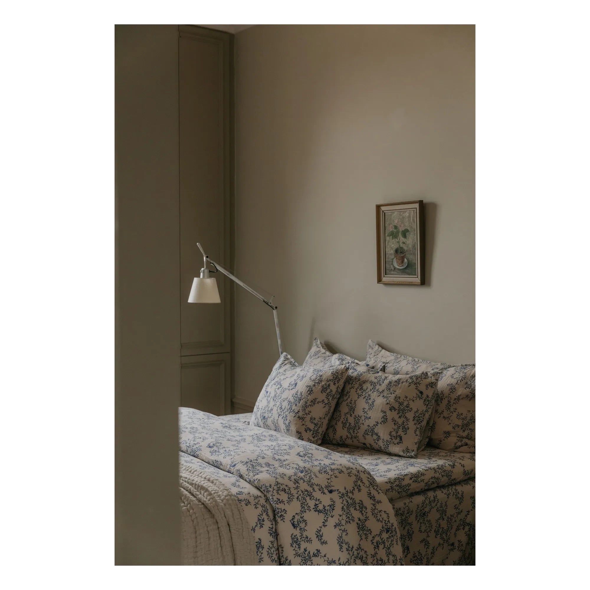 garbo&friends - Jardim Pillow Cover, Cotton Muslin | Cobalt