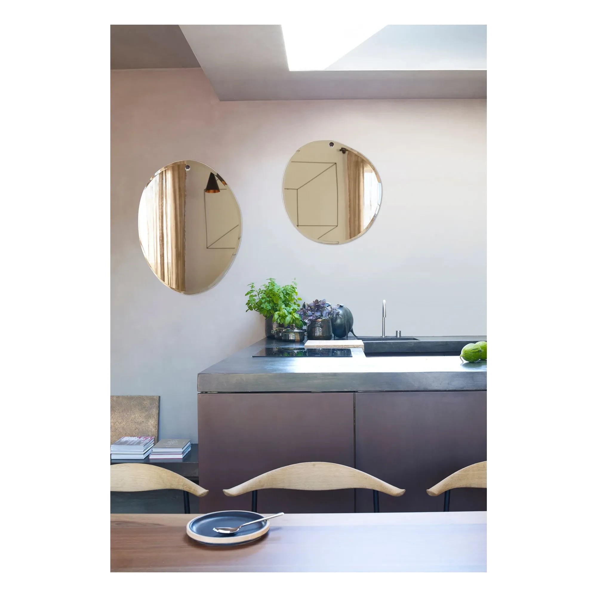 M Nuance - Extra Flat Puffed Mirror - Oval Shape 50x66 cm