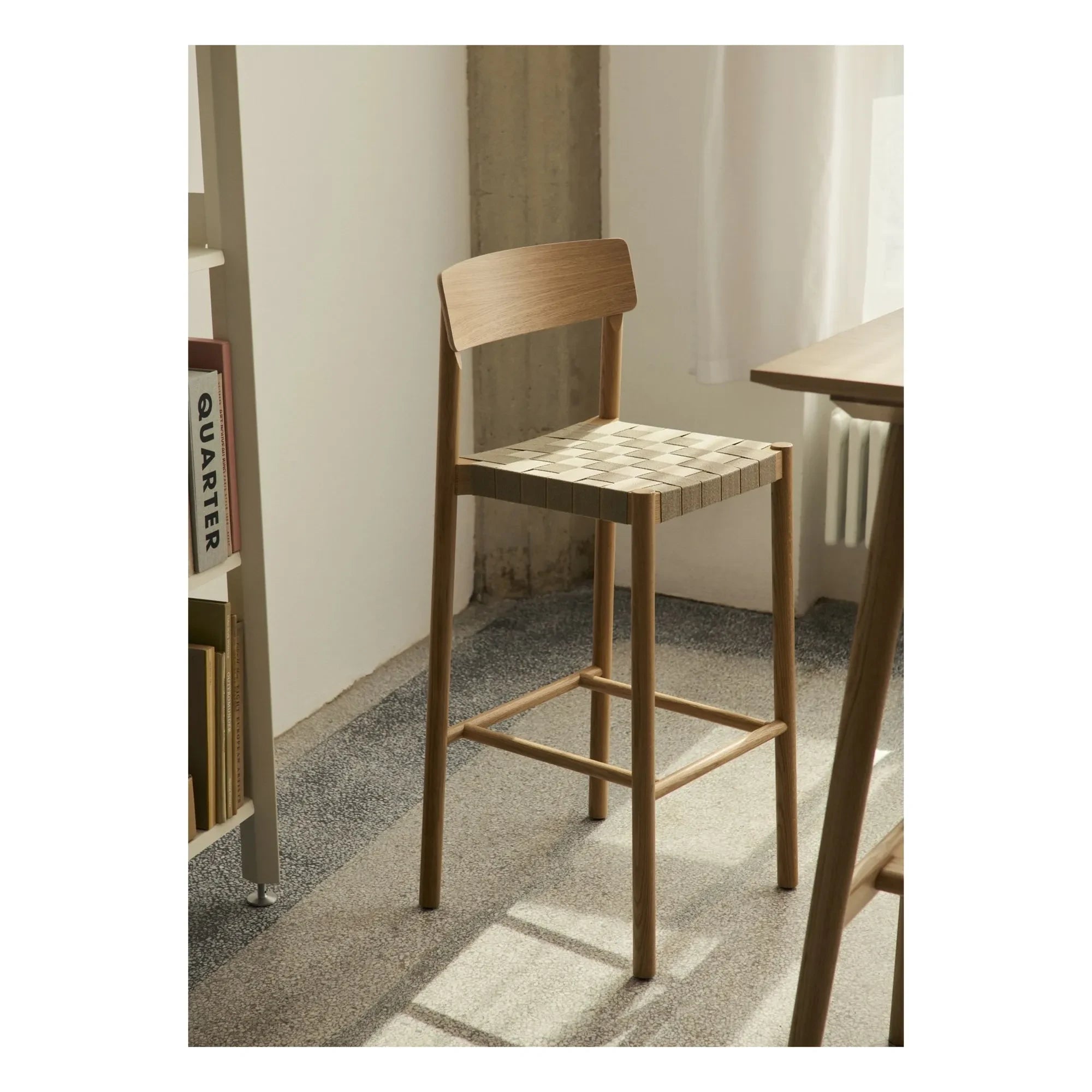& Tradition - Betty TK15 Oak Natural Rattan Bar Stool 75 cm | Oak