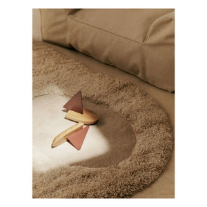 Ferm Living Kids - Kove püsküllü halı | Kum