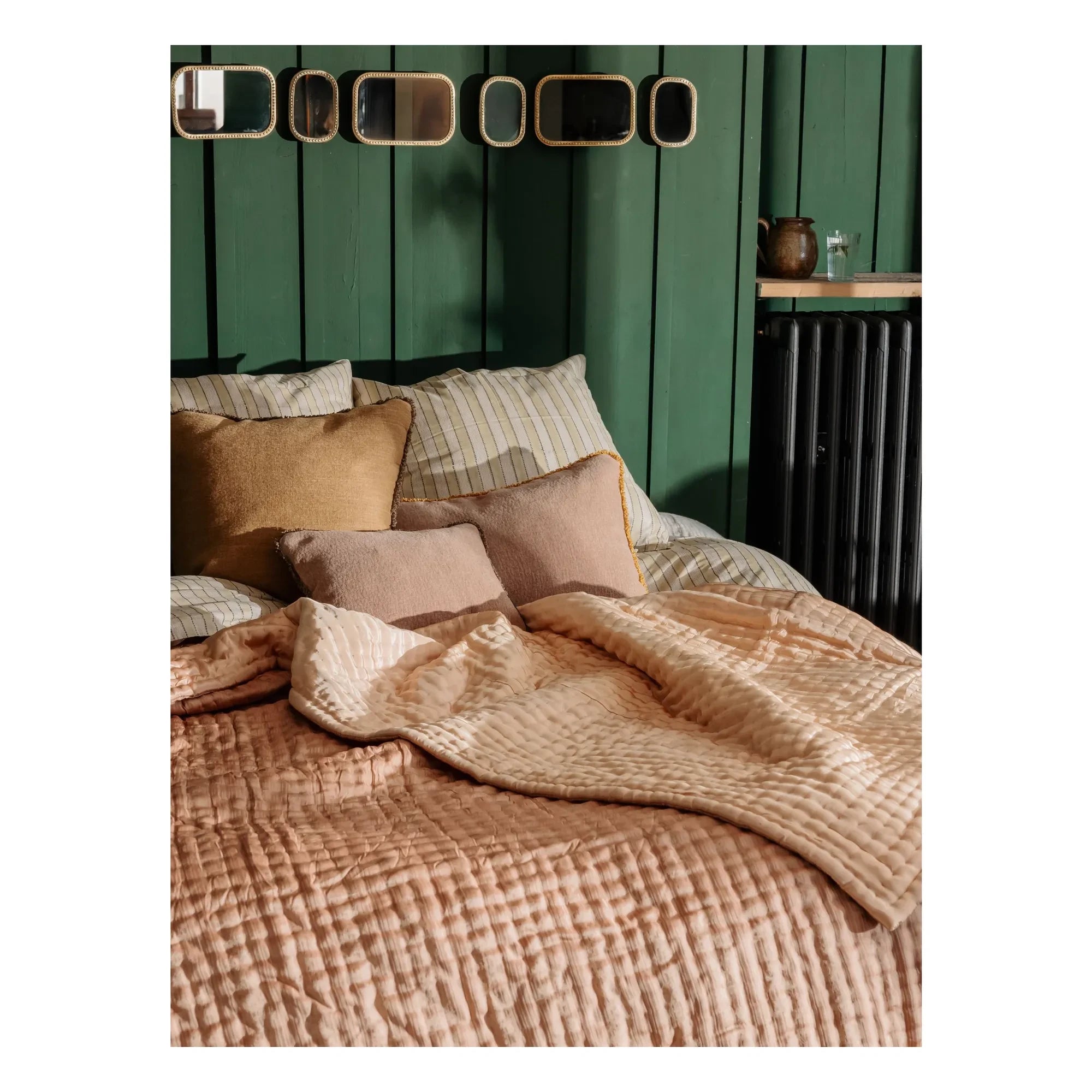 Le Monde Sauvage - Ritournelle Silk Bedspread | Blush