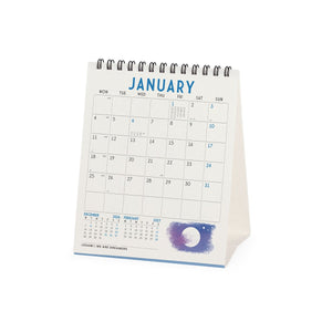 Legami - Milano 2027 Desk Calendar - 12 x 14.5 cm