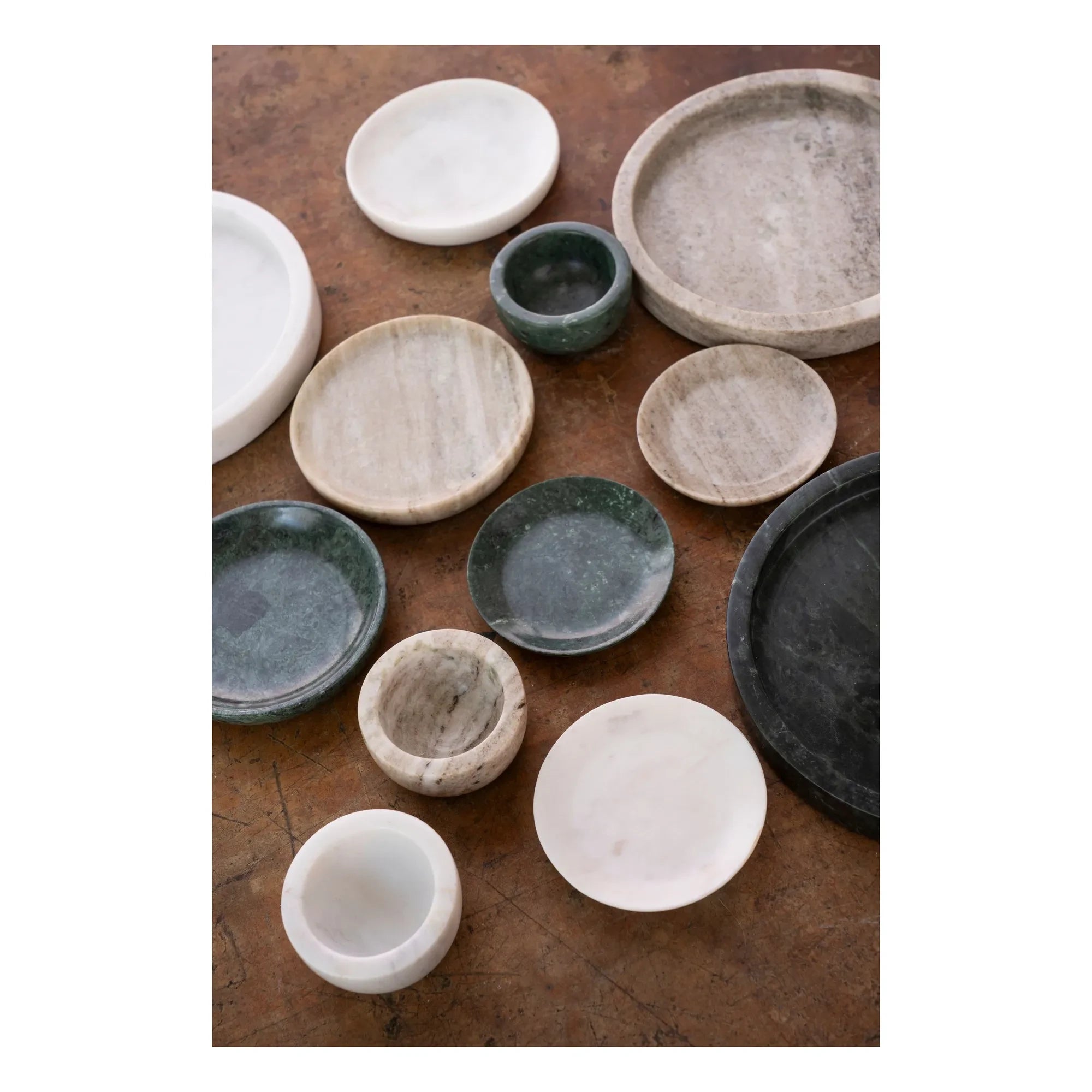 Madam Stoltz - Round marble tray | Gray