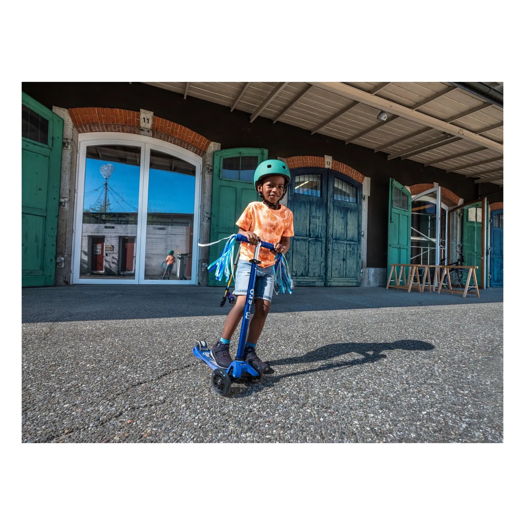 Micro - Maxi LED scooter | Koyu Mavi