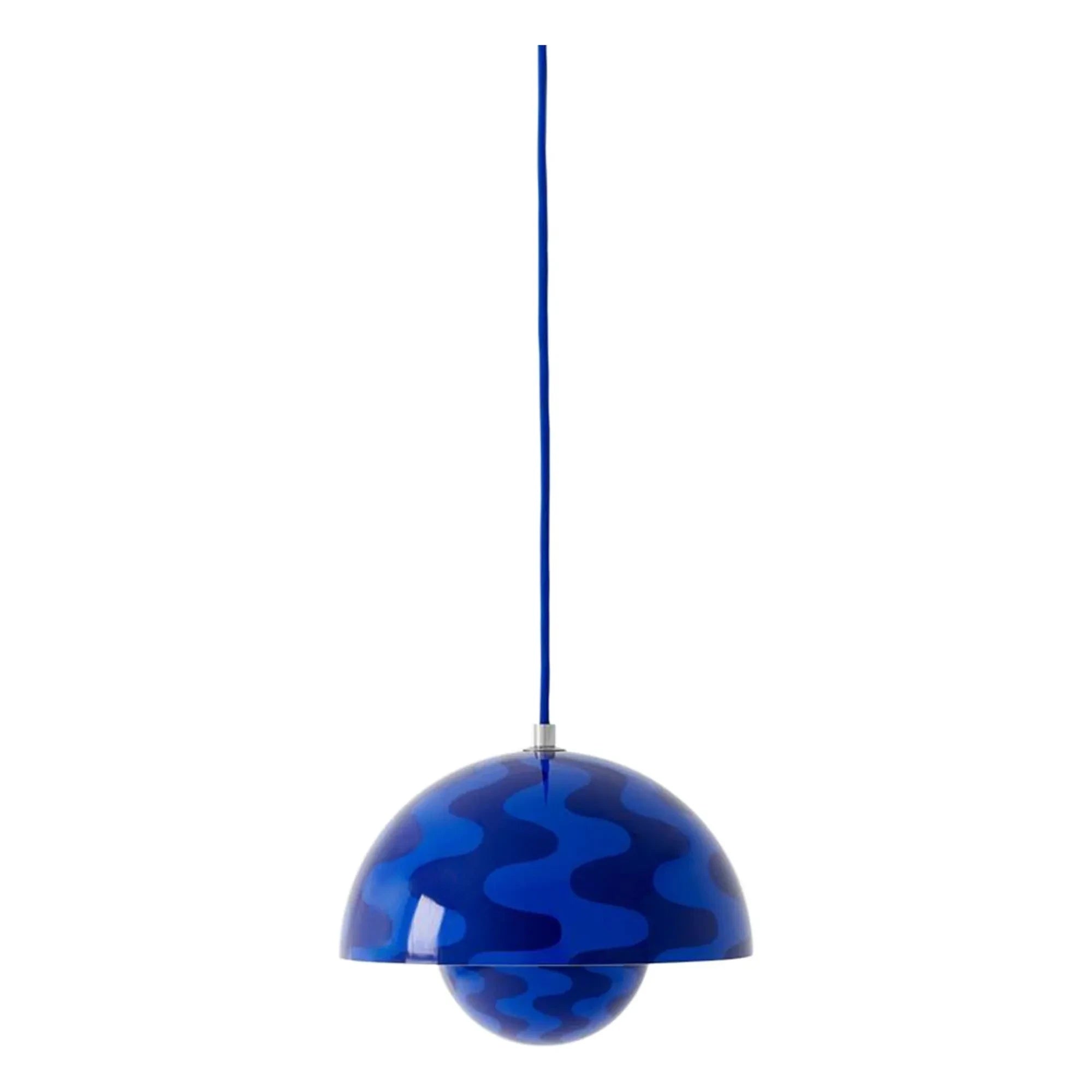 & Tradition - Flowerpot VP1 Patterned Pendant Lamp, Verner Panton | Cobalt