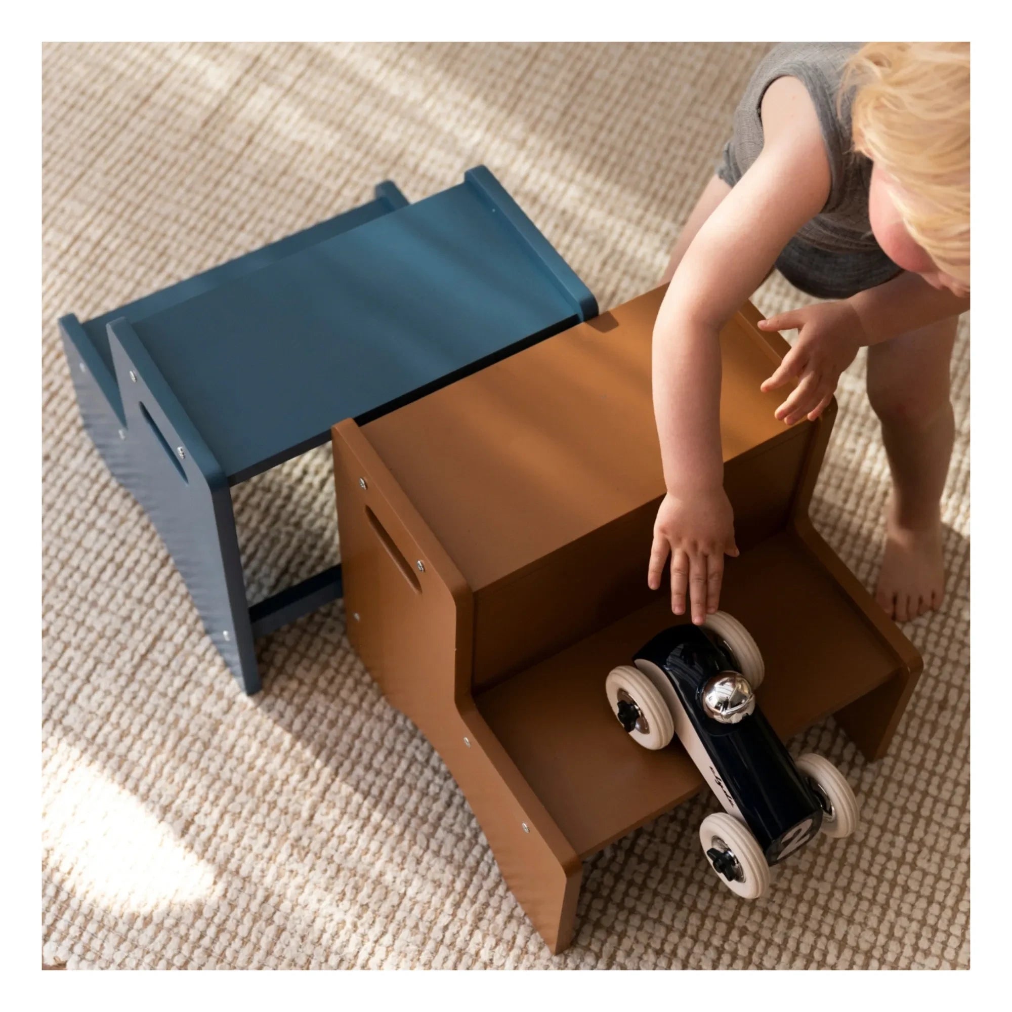 Nofred - Wooden Steps | Brown