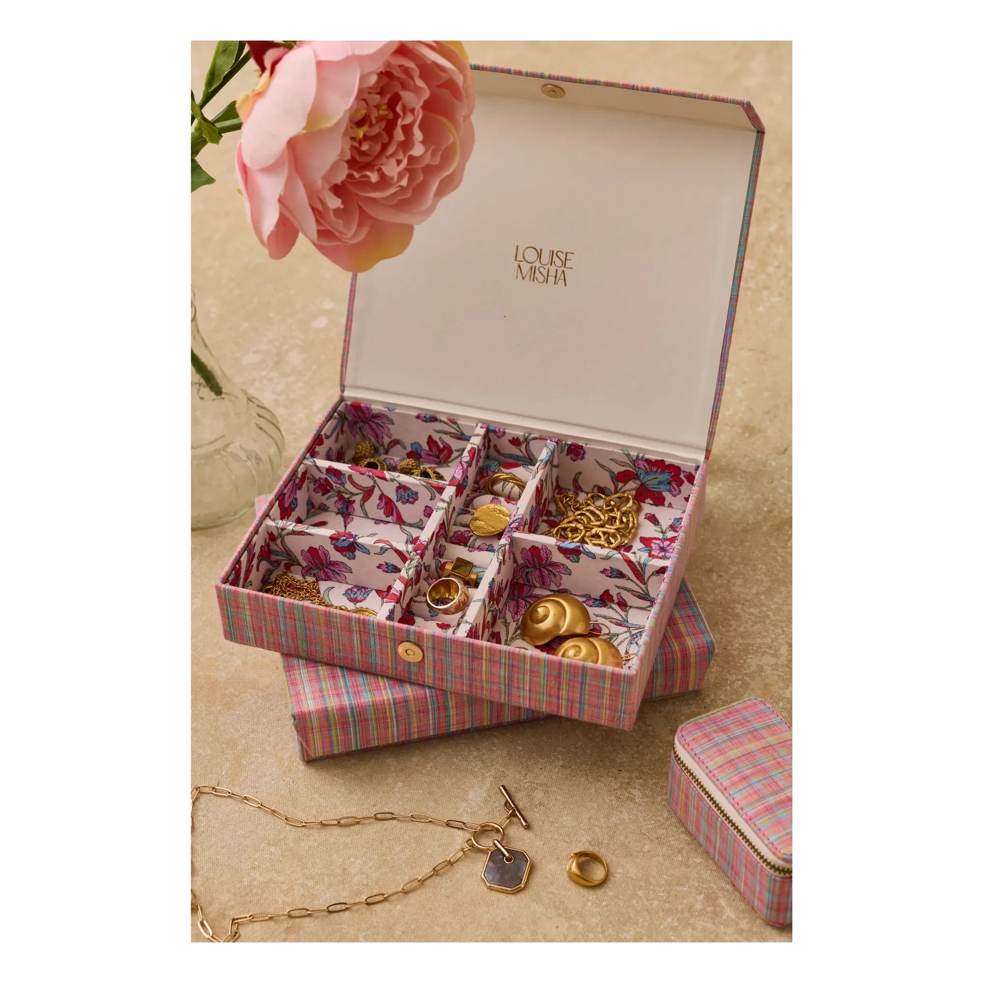 Louise Misha - Soumaa Jewelry Box | Pink