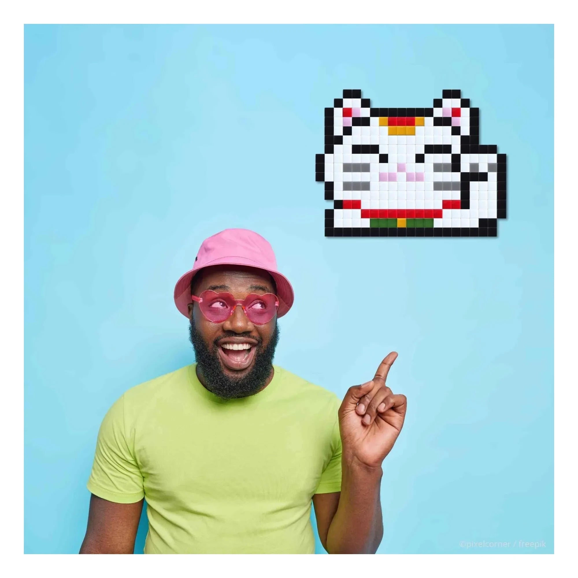 Pixel Corner - Pixel Art Kit - Lucky Cat | White